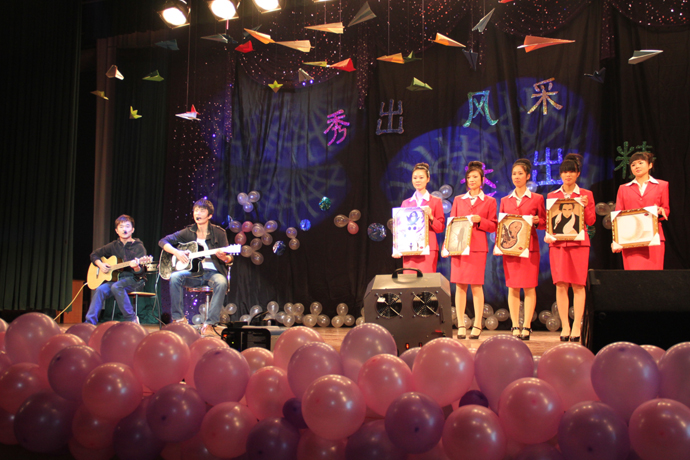 首屆“綜藝達(dá)人秀”決賽圓滿落幕