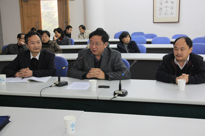 學院召開黨員創(chuàng)先爭優(yōu)承諾大會