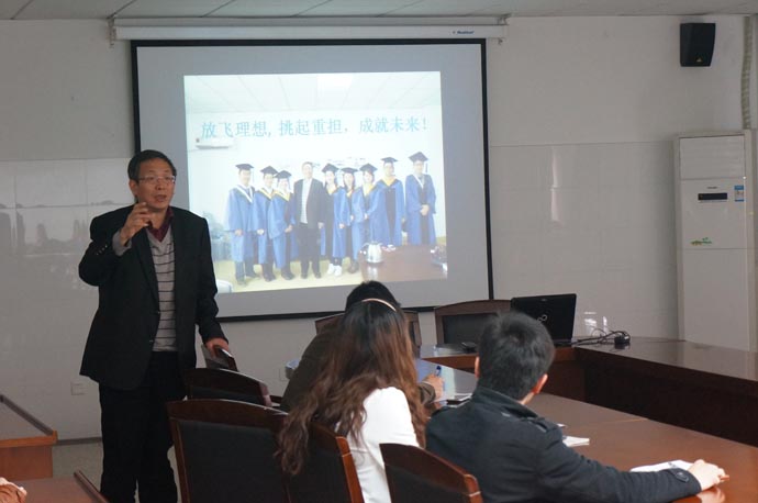 “食源多糖在抗氧化、抗炎和抗腫瘤中的分子機制”講座在我院召開